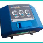 Filtro capacitivo com o logo da lumilight no canto superior esquerdo na cor azul